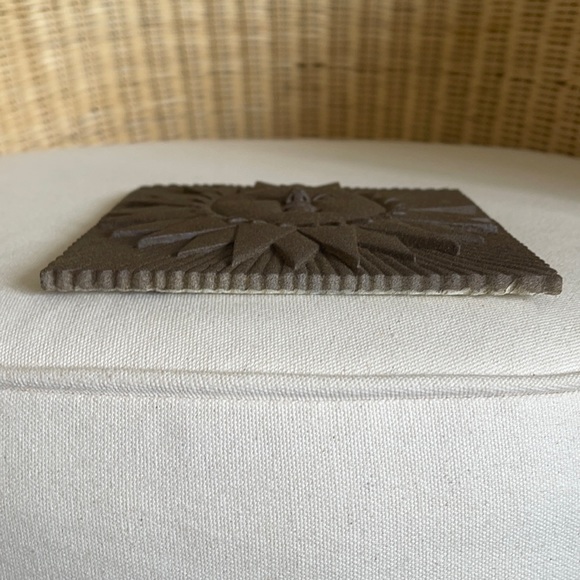 Hand Painted Plaster Wall Hanging Sun Plaque - Picture 5 of 7